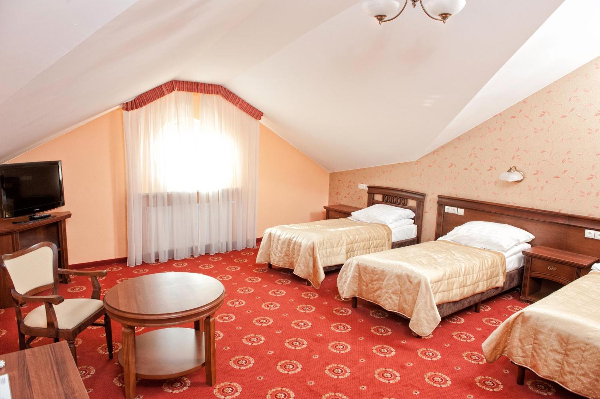Hotel Arkadia Royal Varsovia Exterior foto